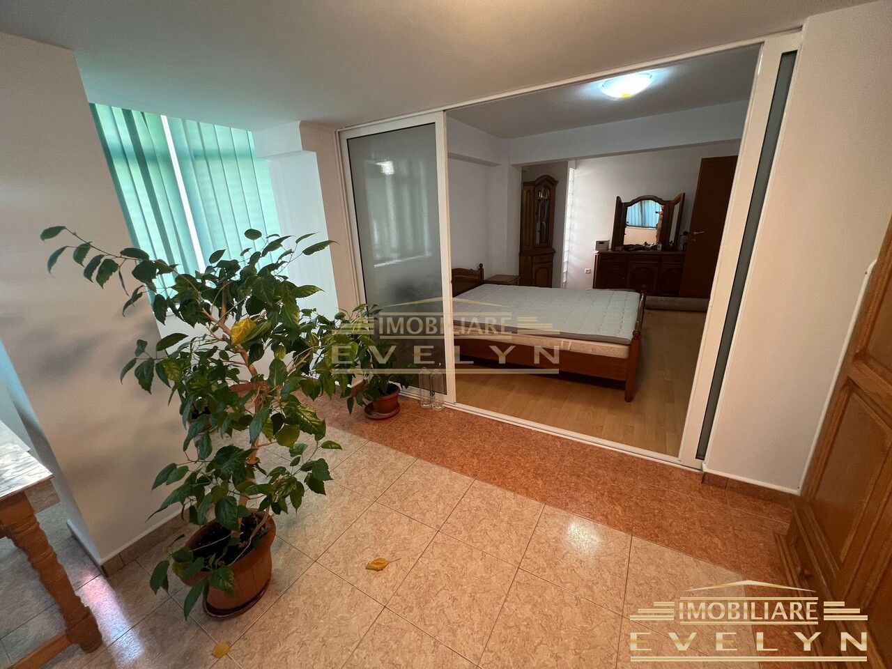 Apartament 2 camere de inchiriat, zona Piata Mare ( Restaurant Miorita ) - Poză 6
