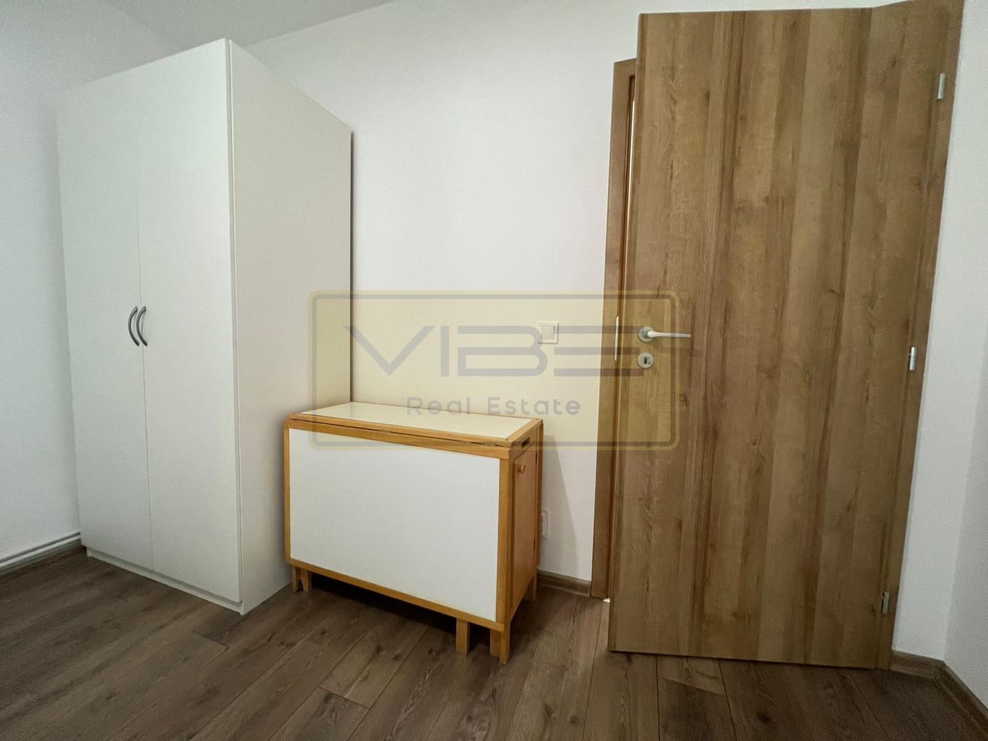 Apartament 2 dormitoare + living Podu Ros - Poză 5