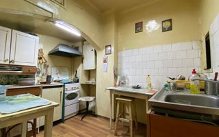 Apartament în vilă cu potențial, Moșilor - Poză 12