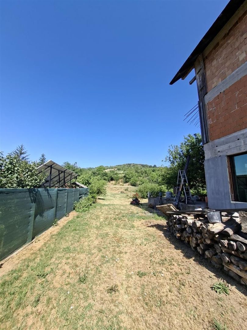 Pensiune de vanzare in Oradea zona Podgoria - Poză 7