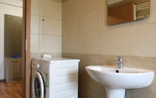 Decomandat, centrala proprie, parcare inclusa. - Poză 15