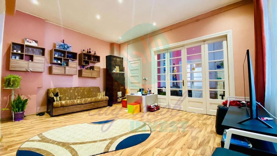 Casa singura in curte - Poză 10