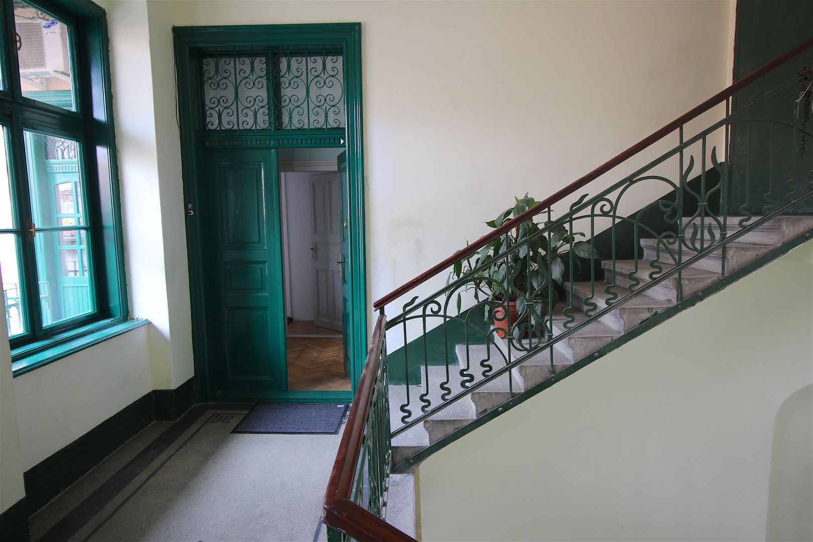 Spatiu de birouri in cladire istorica - Poză 15