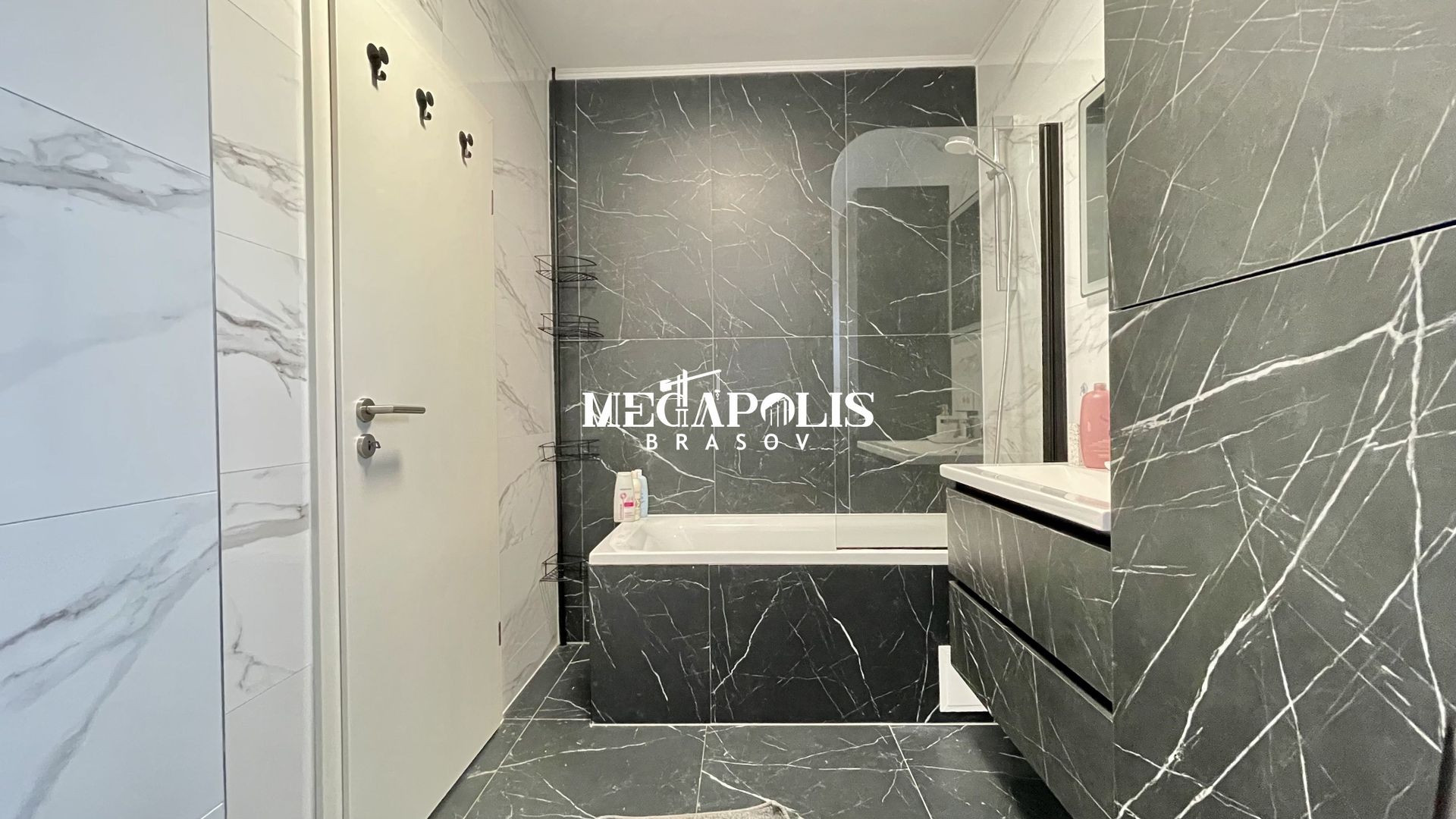 Prnthouse 3 camere | Scară interioară  | 2 balcoane - Poză 17