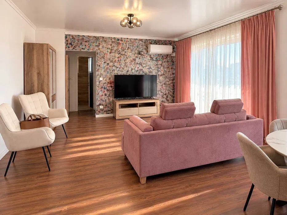 De inchiriat Apartament modern 2 camere, parcare Genesys Micalaca Arad - Poză 2