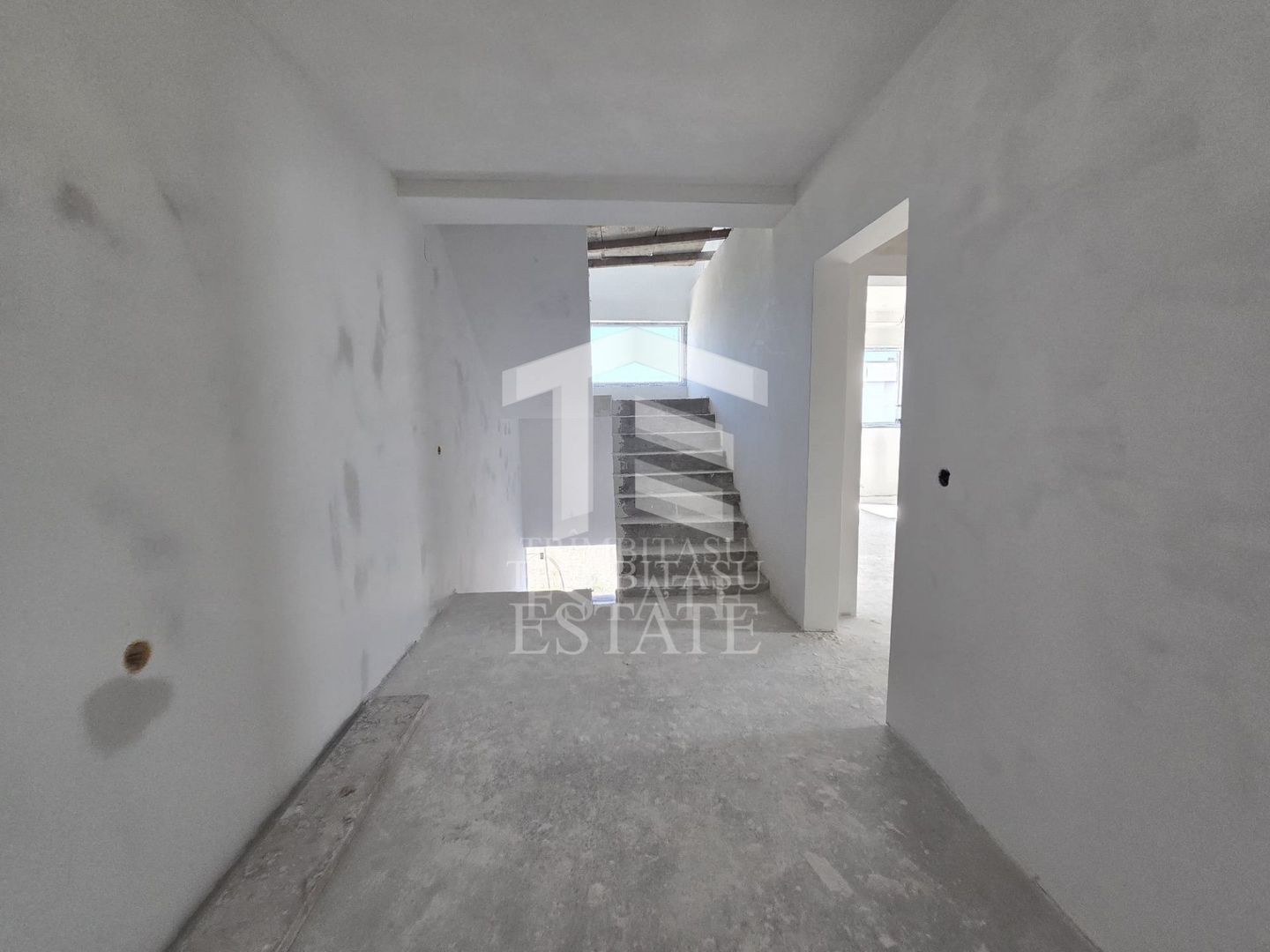 OVIDIU-POIANA- Vila tip duplex | terasa circulabila | gaz | curte - Poză 6