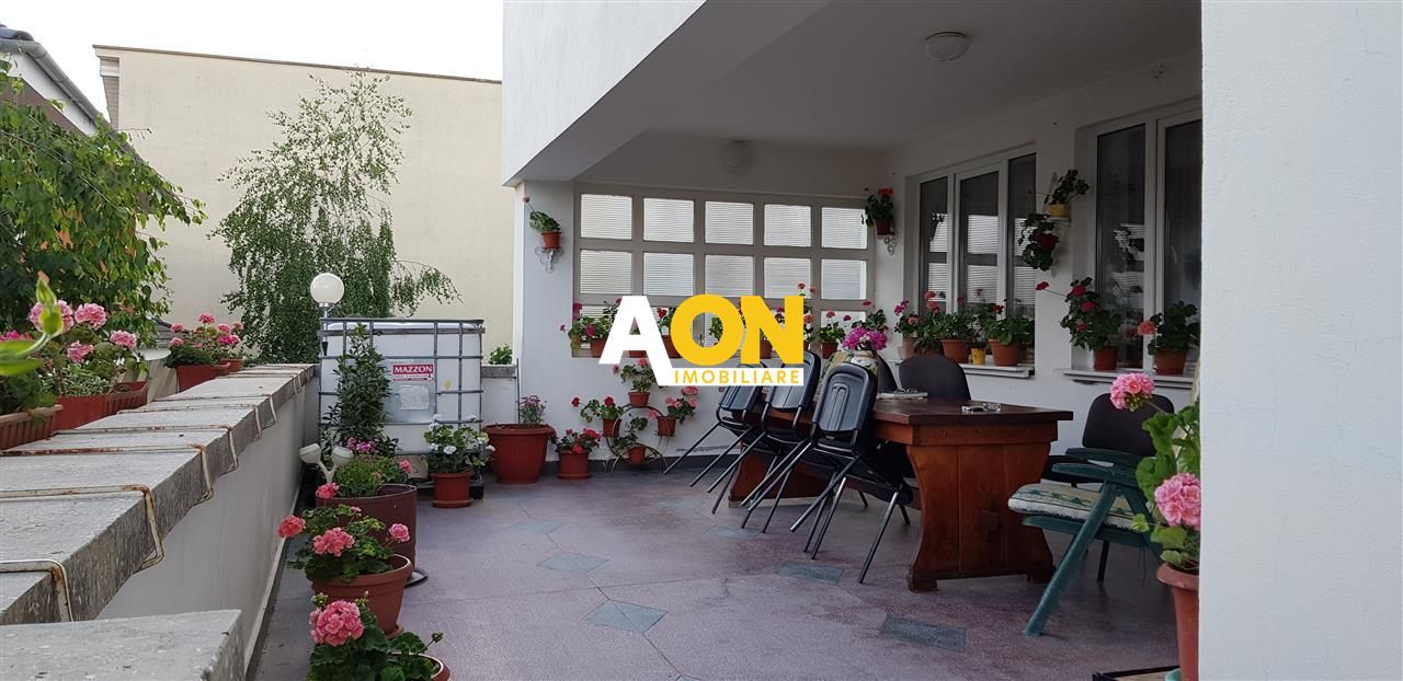 Casa ideala pentru transformare in pensiune - Poză 8