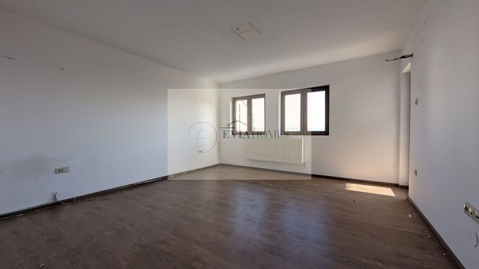 4 camere/ 135 mp/ Cartier Zorilor - Poză 3