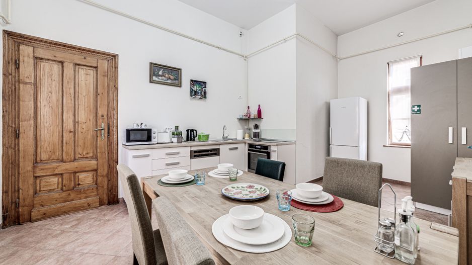 Bijuterie arhitecturală cu istorie. Confort modern, Ultracentral. - Poză 7