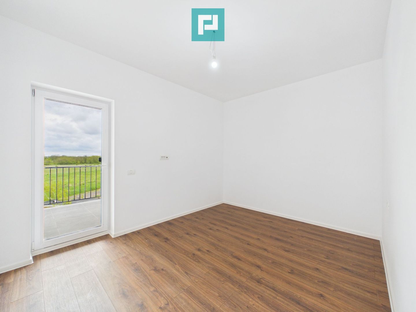 Apartament cu 2 camere în Moşniţa Nouă - Poză 7