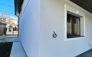 Casa de vanzare, zona Liceul Pedagogic. Pret 225.000€ Negociabil! - Poză 1
