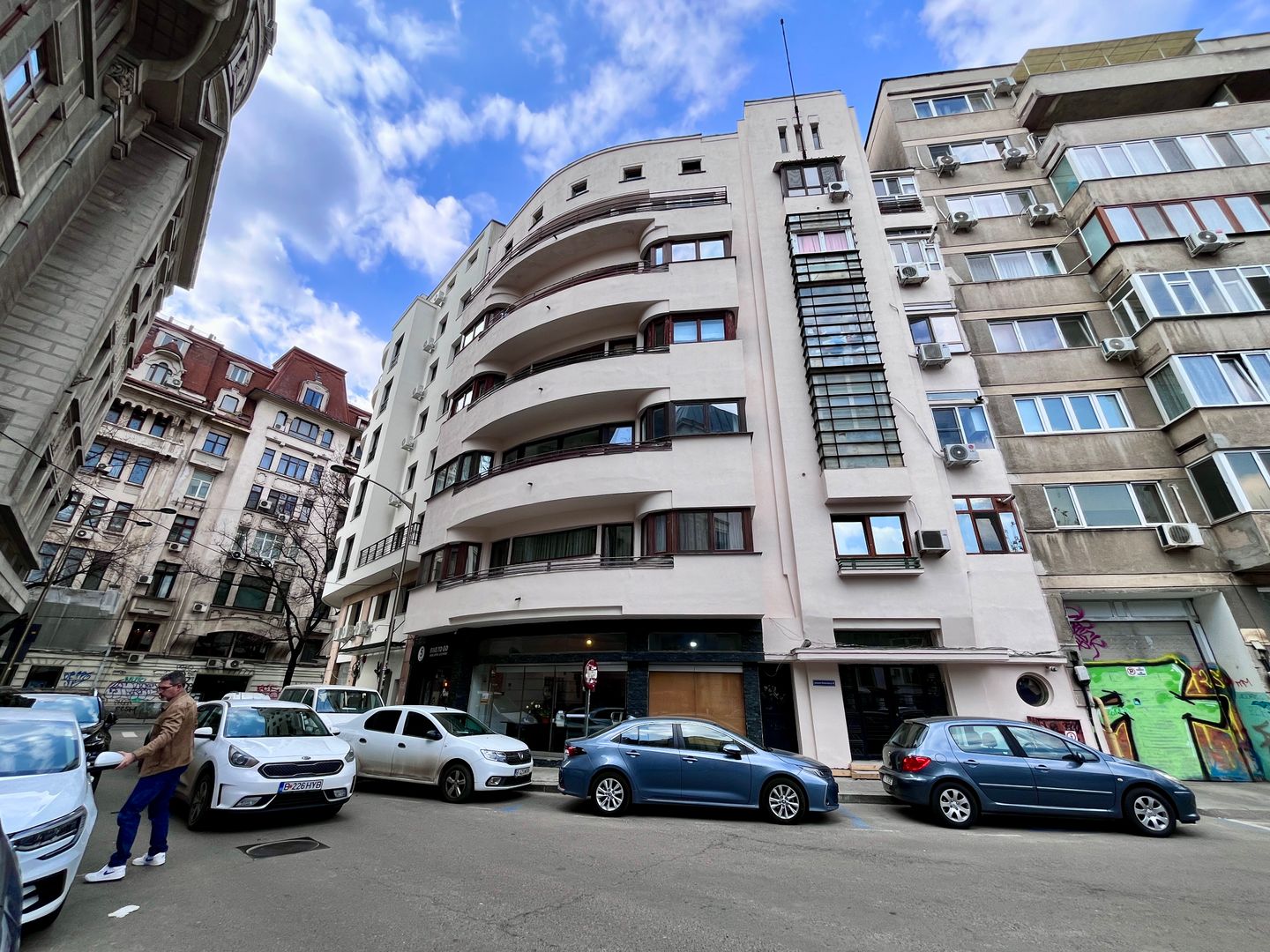 Apartament cu 3 camere langa parcul Cismigiu la 2 min de Metrou Izvor - Poză 9