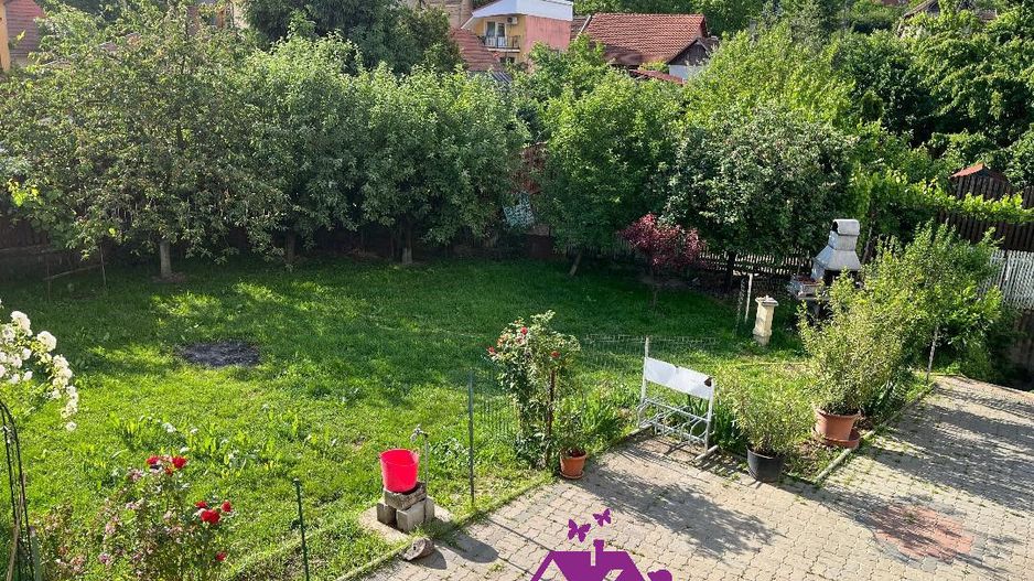 Casa zona Spitalul Judeten - Poză 16