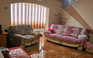 Apartament cu 3 camere ~ zona Brosteni / Colegiu ~ etaj 3 din 4 - Poză 3