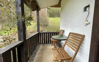 Cabana din lemn cu panorama superba asupra Florestiului - Poză 13