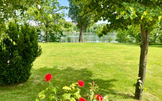 Impressive Villa *1500 SQM usable* 2613 SQM land / Open to the lake - Poză 58