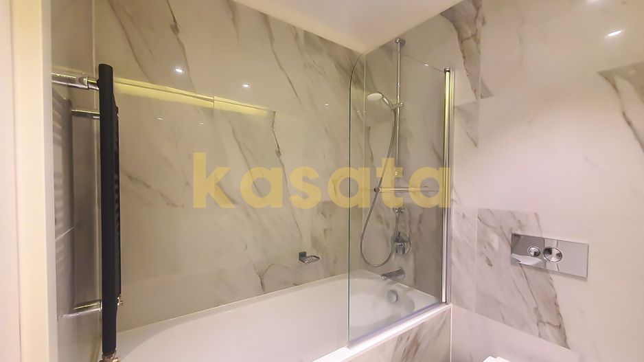 Apartament spectaculos cu vedere liberă către Promenada Mall - Poză 10