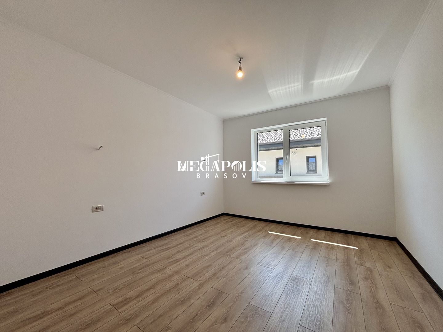 Casă pe Parter | 4 Camere | Utilități | Credit | Zonă bună | Izvor - Poză 17