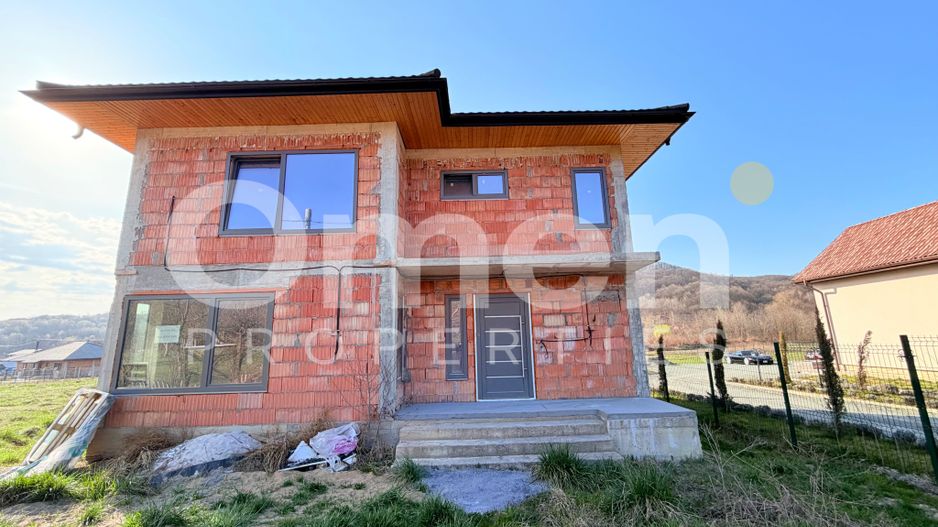 Casa de vanzare | Zona Drurelax | teren 19 ari - Poză 1