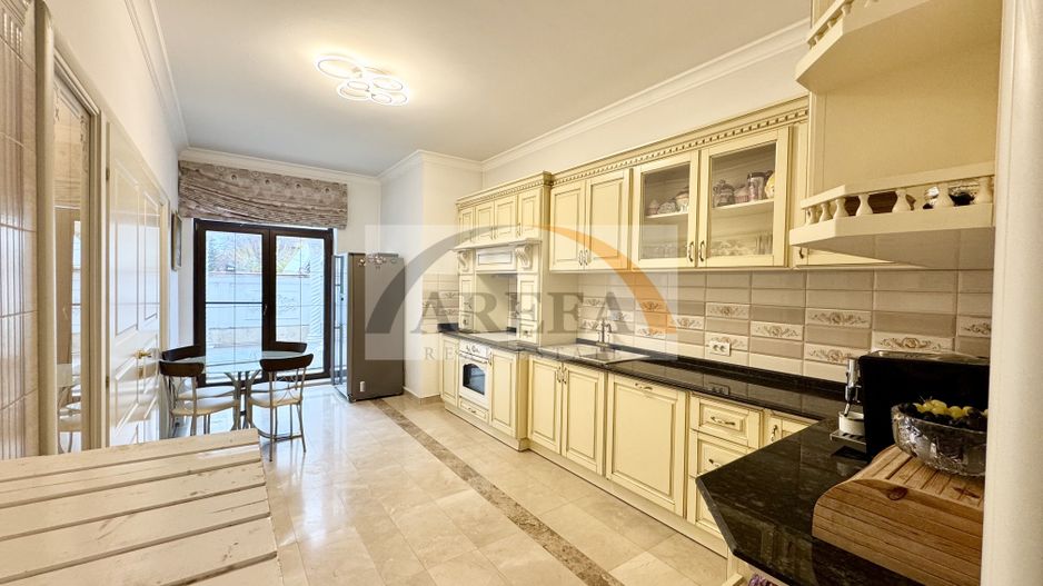 Vila lux cu 1000 mp teren pe Erou Iancu Nicolae langa Jolie Ville - Poză 29