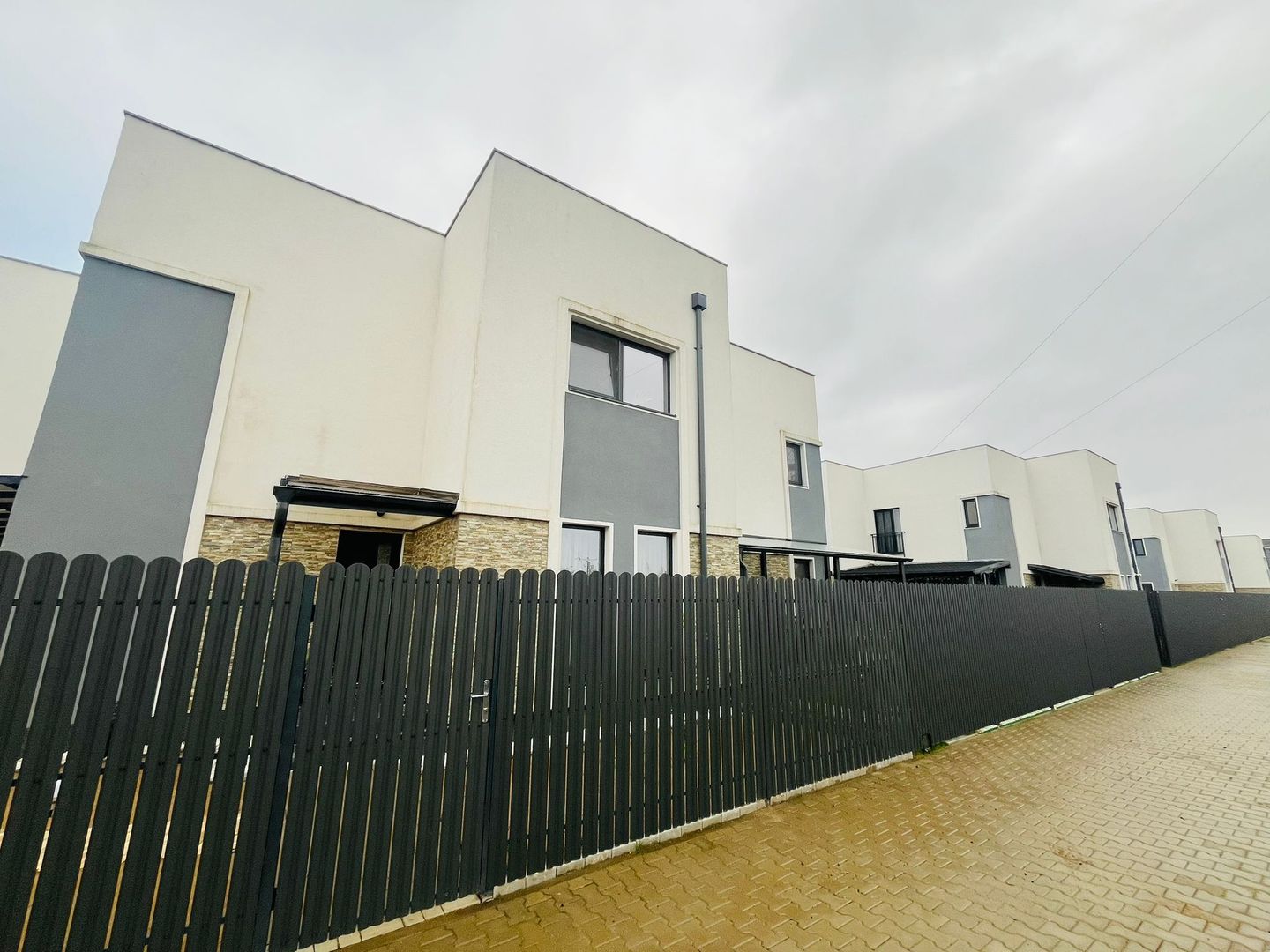 Vila Premium I Curte generoasă I Giroc - Poză 12