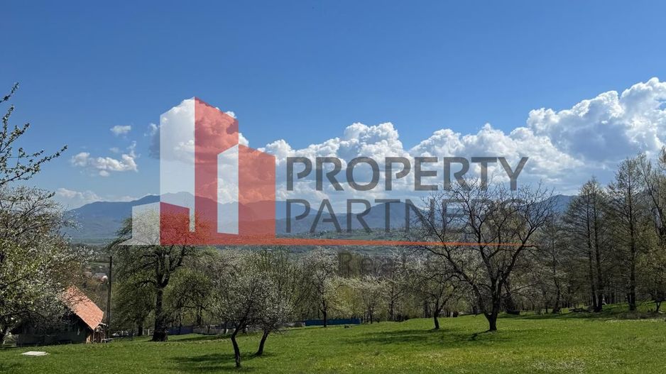 Terenuri Bran - Predelut  Priveliște către Bucegi și Postăvaru - Poză 10