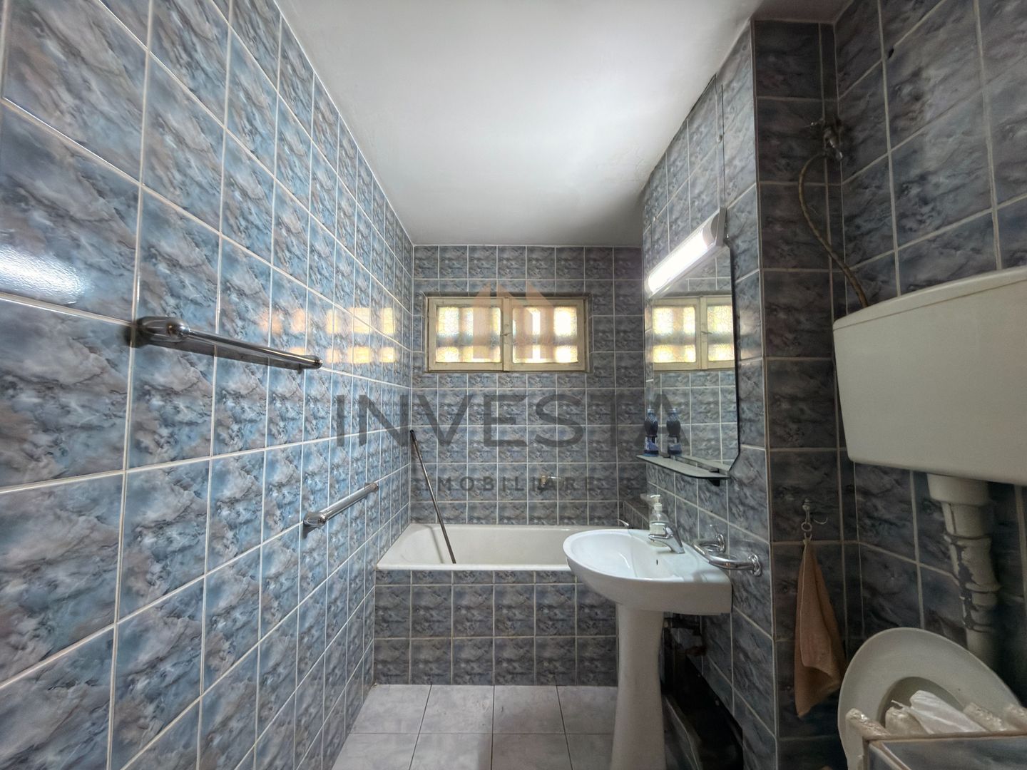 Apartament cu 3 camere | Parter inalt cu balcon | Garaj | Boxa - Poză 6