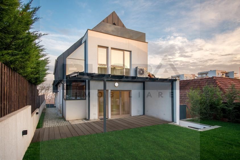 Duplex premium, mobilat lux, 2 parcari, zona Lidl - Poză 1