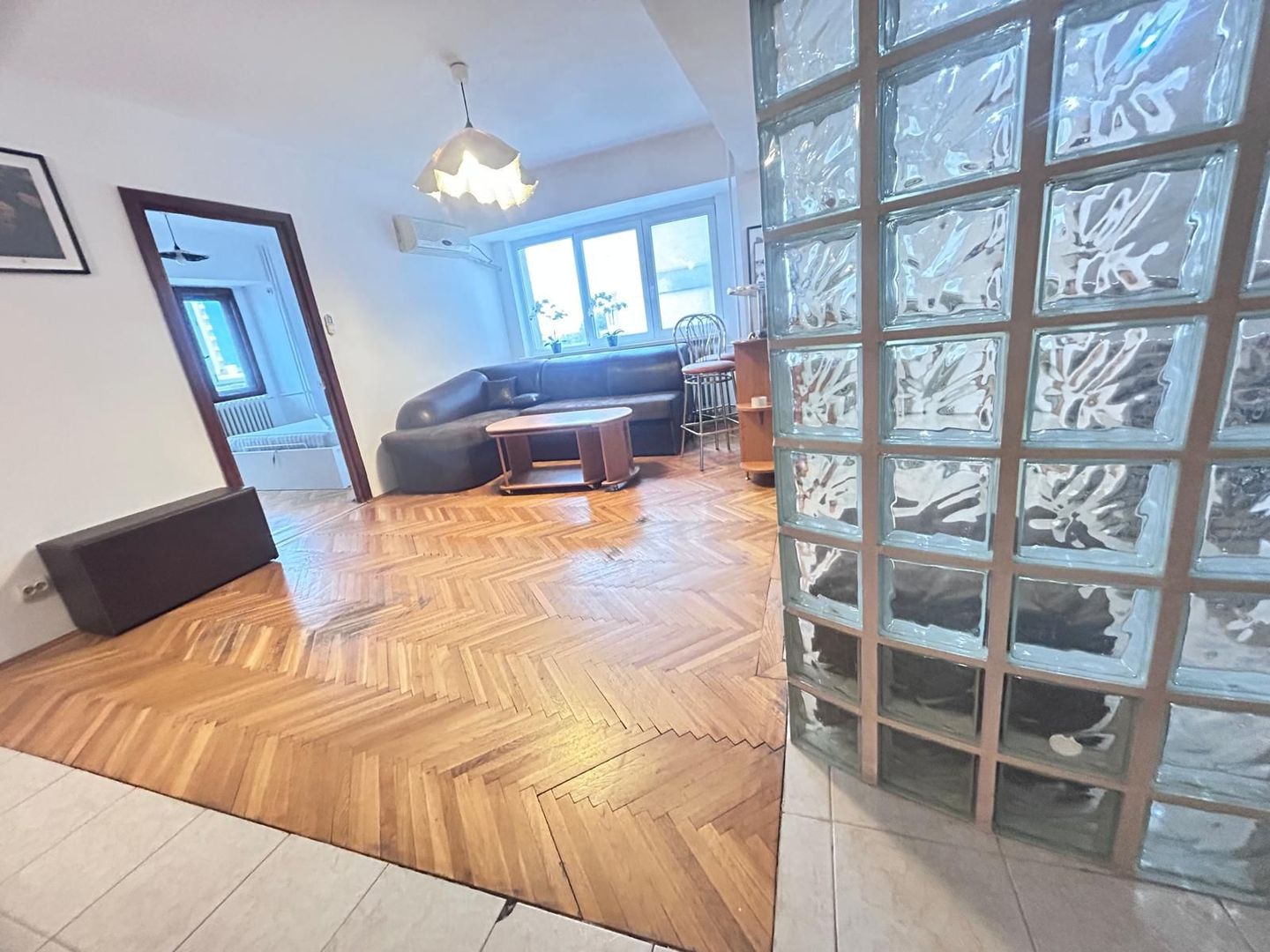 Apartament 2 camere Titulescu- Victoriei- Pet friendly - Poză 2