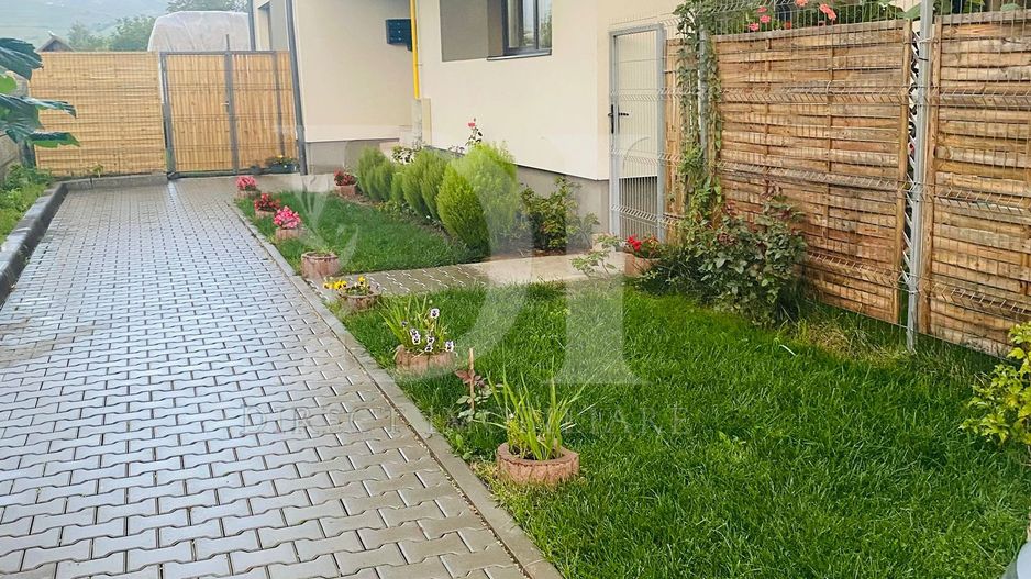 Apartament doua camere / Gradina 120 mp / Parcare - Poză 12