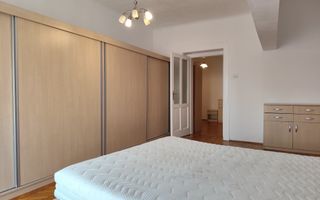 Inchiriere apart. 4 cam. Ultracentral, pe str. Iosif Vulcan, Oradea - Poză 11