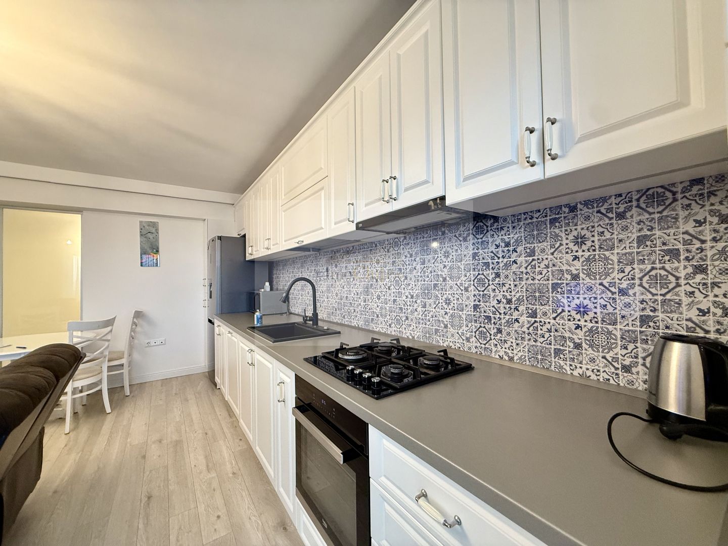 Inchiriere 3 camere| 70 mp + terasă 16 mp | Parcare -Leroy Merlin - Poză 2
