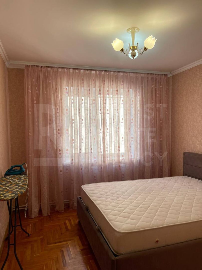 Chirie, casă, 4 camere, strada Ştefan Neaga. - Poză 18