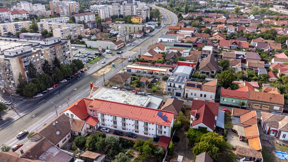 Pensiune funcțională de vânzare pe Calea Radnei, Arad - Poză 2