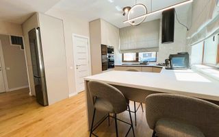 Casă Duplex de vânzare – Corunca | Design deosebit, aproape de pădure - Poză 4