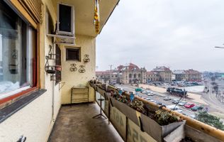 Apartament cu 4 camere decomandat, cu vedere panoramica. Zona Garii