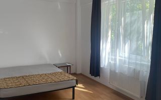 Apartament de 3 camere, 70mp, parcare, zona Negoiu - Poză 7