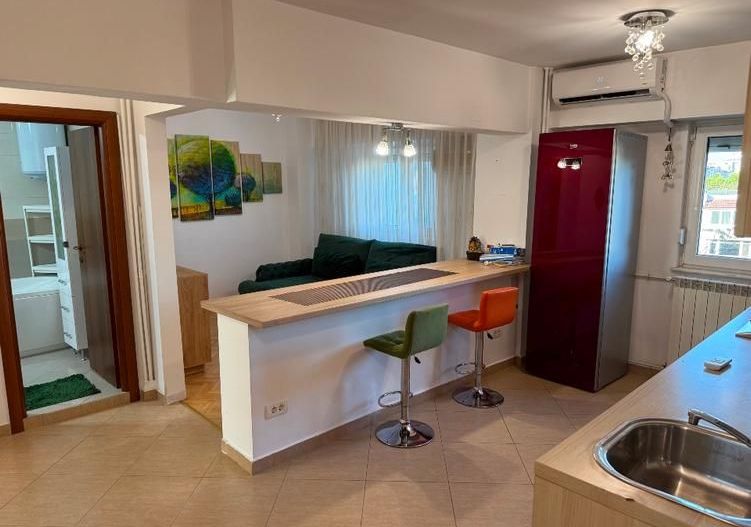Vanzare Apartament 3 Camere Langa Rond Alba Iulia - Poză 1