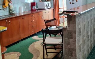 De vânzare apartament cu 3 camere, strada Octav Onicescu - Poză 6