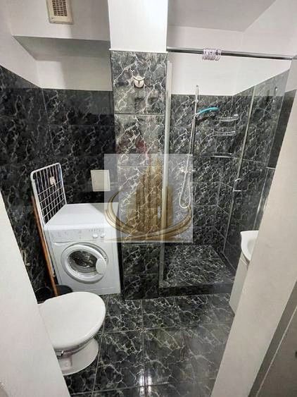 Apartament renovat cu 1 cameră transformat in 2 cam | zona MEDICINA f - Poză 4