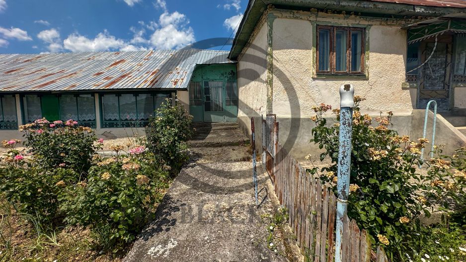 Casa cu 5 camere de vanzare | 700 mp teren | Valea Dulce, Prahova - Poză 2