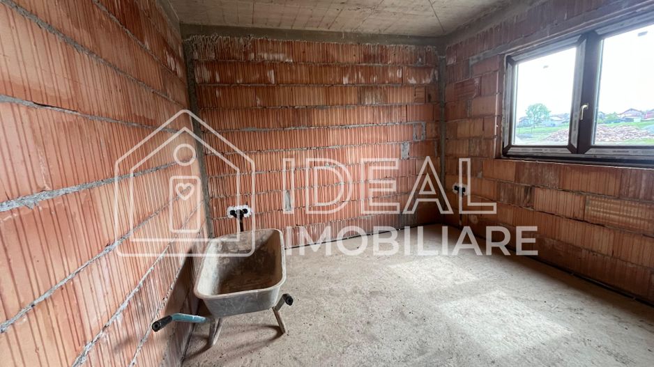 Casa individuala - 125mpu și 270mp curte | Sura Mica - Poză 4
