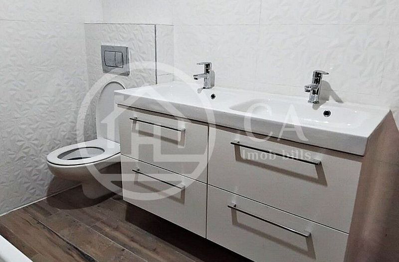 Casa de vanzare cu 4 camere in zona Matei Corvin, Oradea - Poză 11