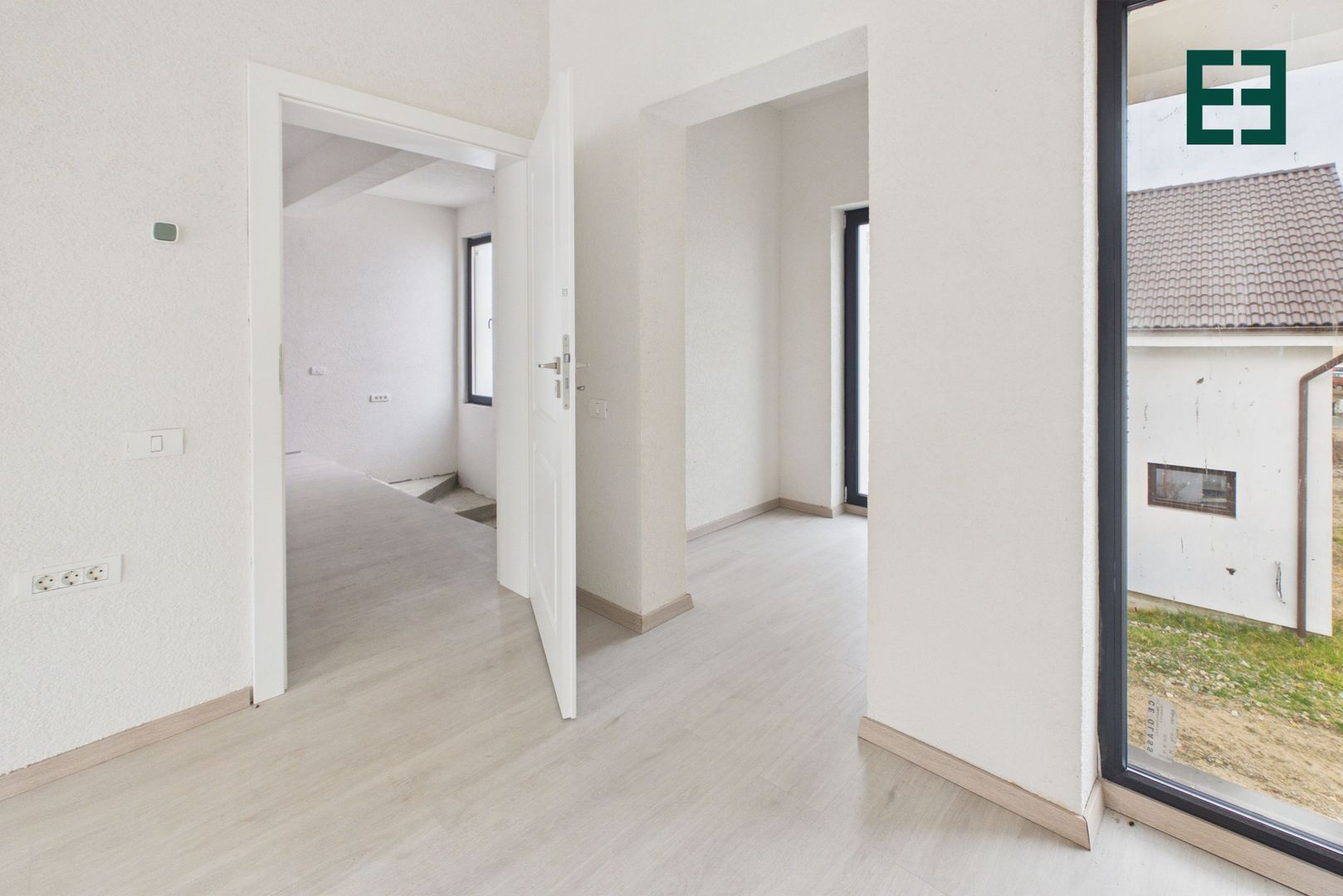 Casă nouă cu 4 camere - Tisa Nouă - Arad - Poză 24