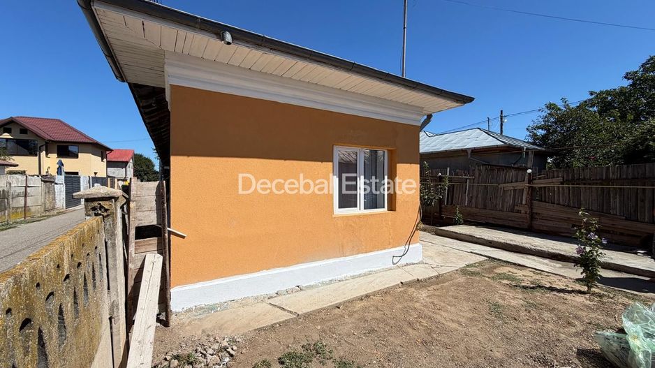 Casa berceni 105 mp utili mobilat , centru curte 425mp  gaze asfalt - Poză 16