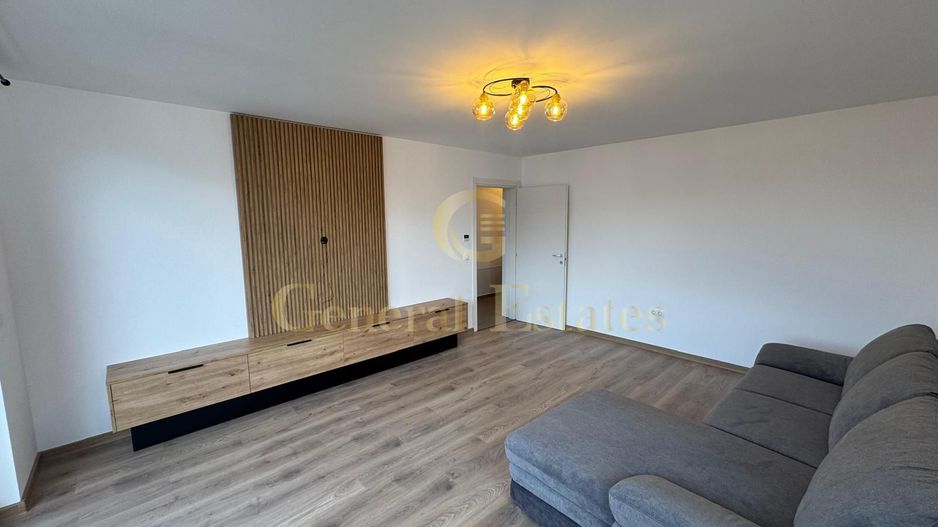 Apartament 3 camere de închiriat – Zona Tractorul - Poză 2