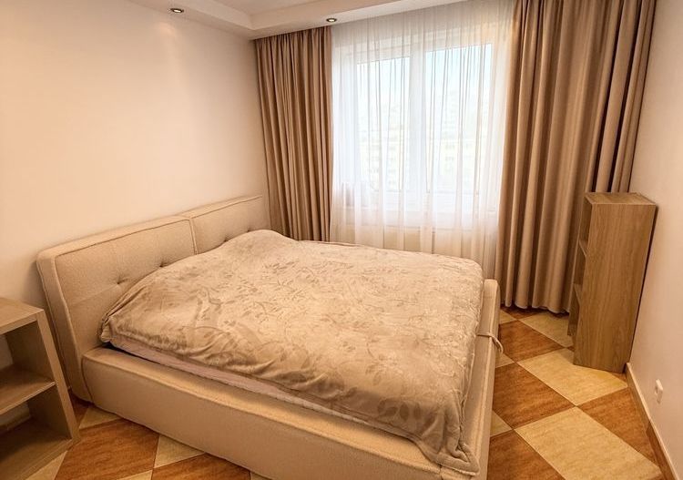 2 camere decomandat, parcare inclusa, 3 min metrou Grigorescu - Poză 1