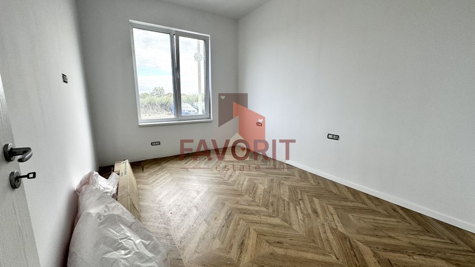 Duplex Individual pe Parter | 4 camere | La Asfalt | Toate utilitatile - Poză 10