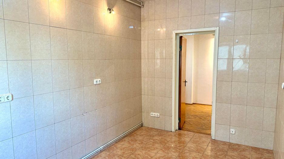 Apartament 4 camere Victoriei, Casa Vernescu, garaj, centrala, comision 0 ! - Poză 15
