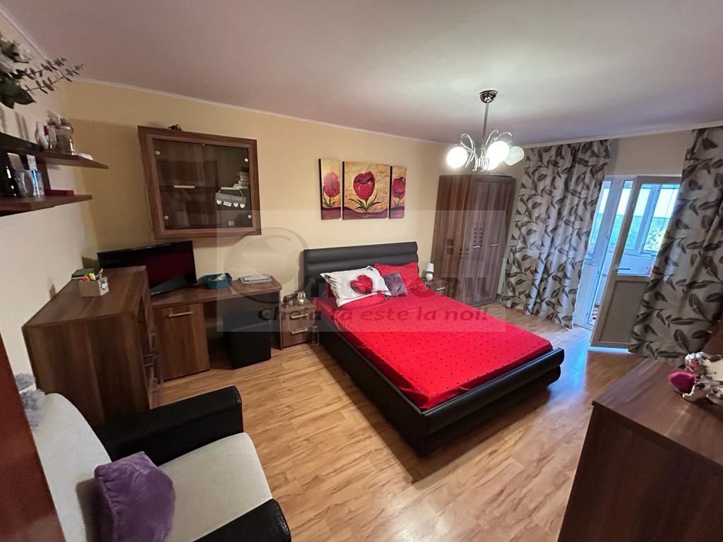 Ap 4 camere decomandat 2 bai 79mp Nicolina-Frumoasa 145,000 € - Poză 8